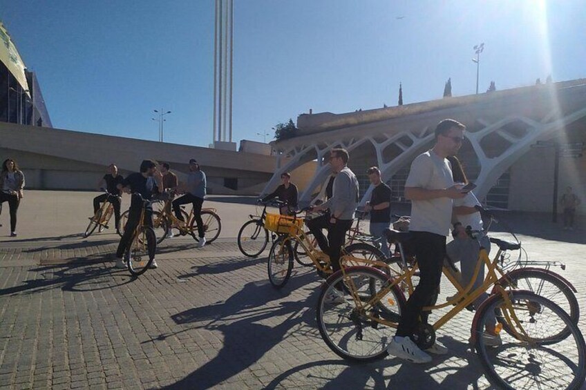 Valencia City MO'Bike Tour 2