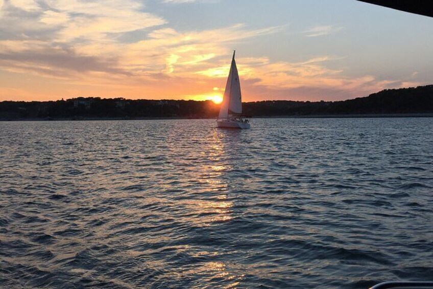 Small-Group BYOB Sunset Boat Tour on Lake Travis