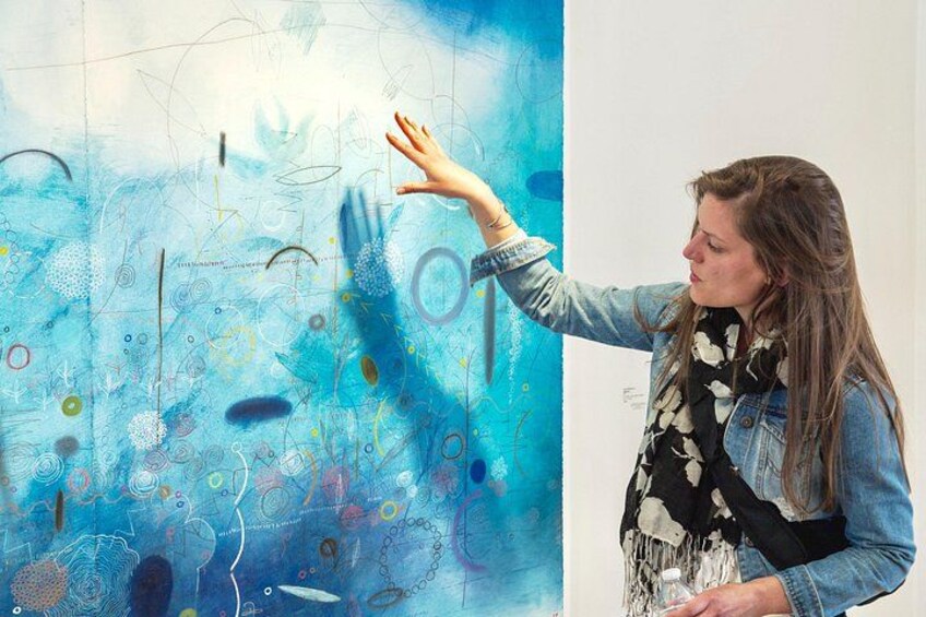 One of our guides shares how to interpret a painting by a local Santa Fe artist. 2
