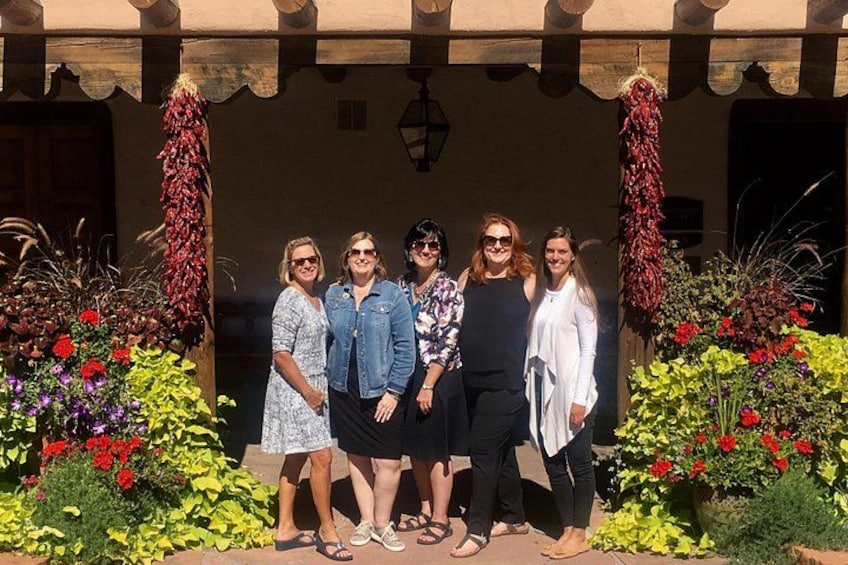 Groups love our Canyon Road tour! There are tons of fun photo ops along the way. 2