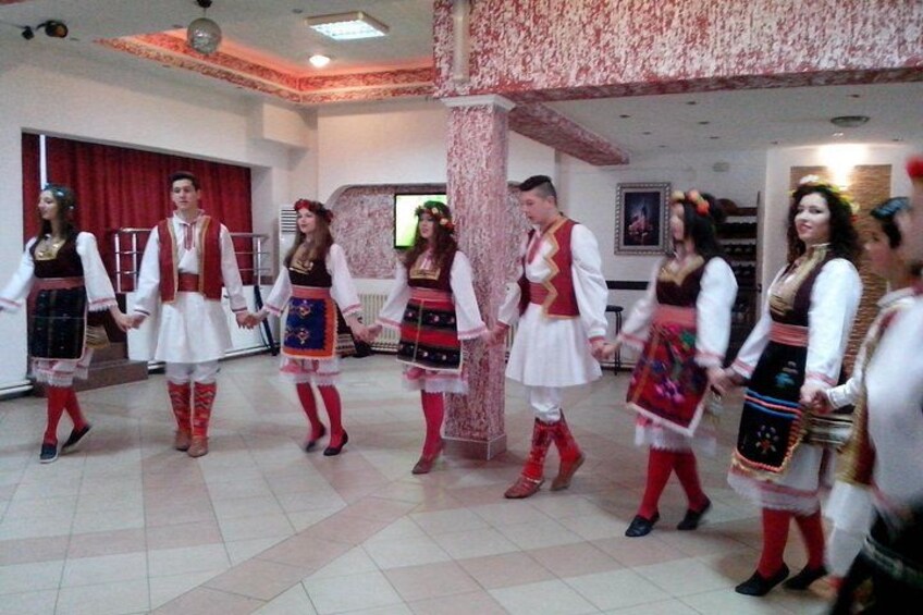 Bulgarian Dinner with Show from Nessebar and Sunny Beach 2