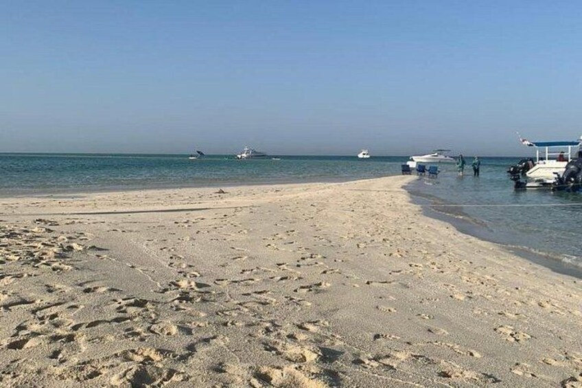 Ultimate Private Jarada Island Escape Tour 5