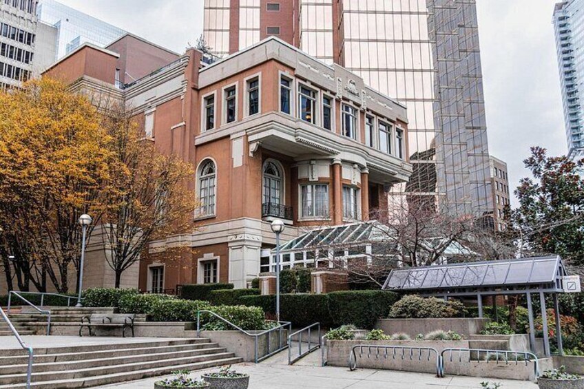 Vancouver Old Town Treasure Hunt: Self-Guided Walking Game 5