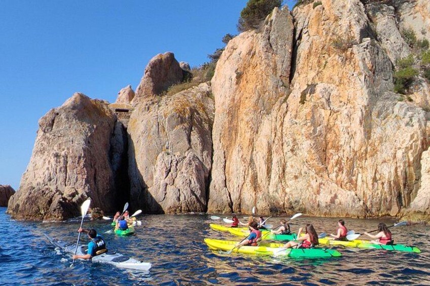 KAYAK CAVE ES FREU 1