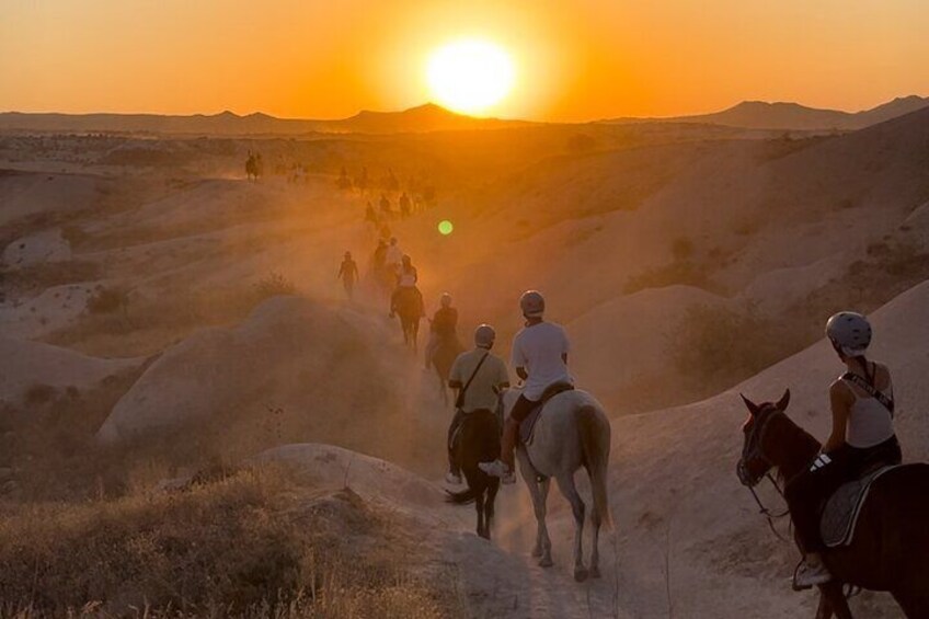 two hour horse tour cappadocia.(economic sunrise, sunset and any timeofthe day