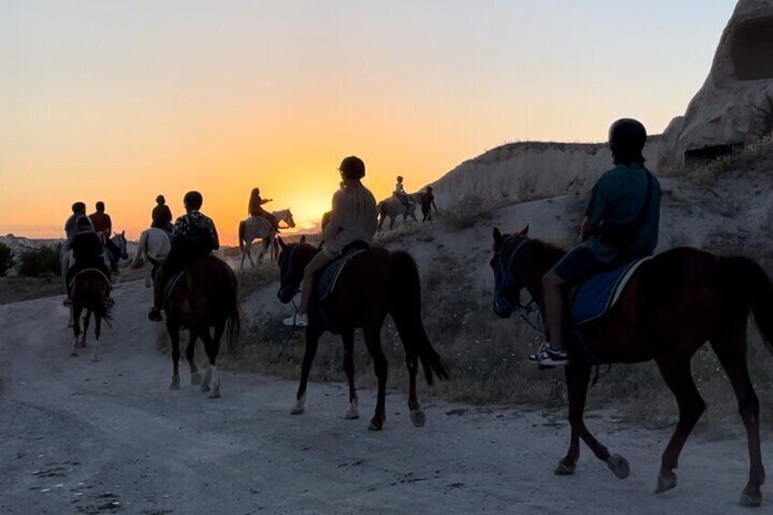 two hour horse tour cappadocia.(economic sunrise, sunset and any timeofthe day