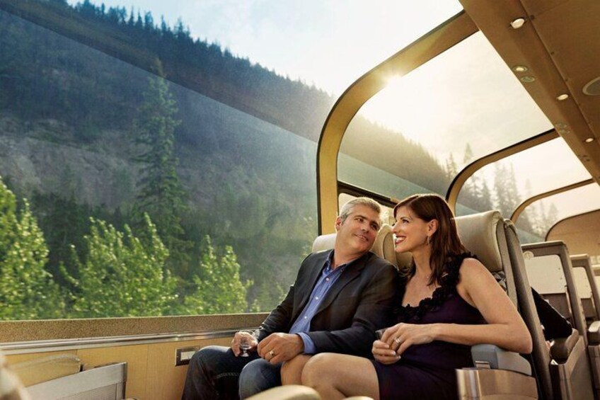 6 Day Premium Rocky Rail Adventure: YVR to YYC Rocky Mountaineer 3