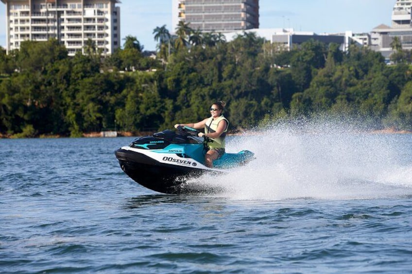 75-minute Die Another Day Jet Skiing in Darwin 5