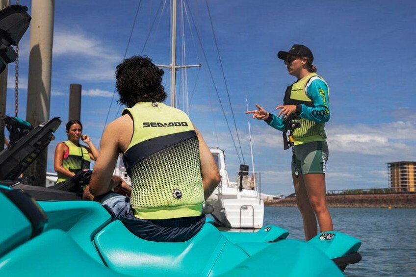 1-Hour Casino Royale Jet Skiing in Darwin 3