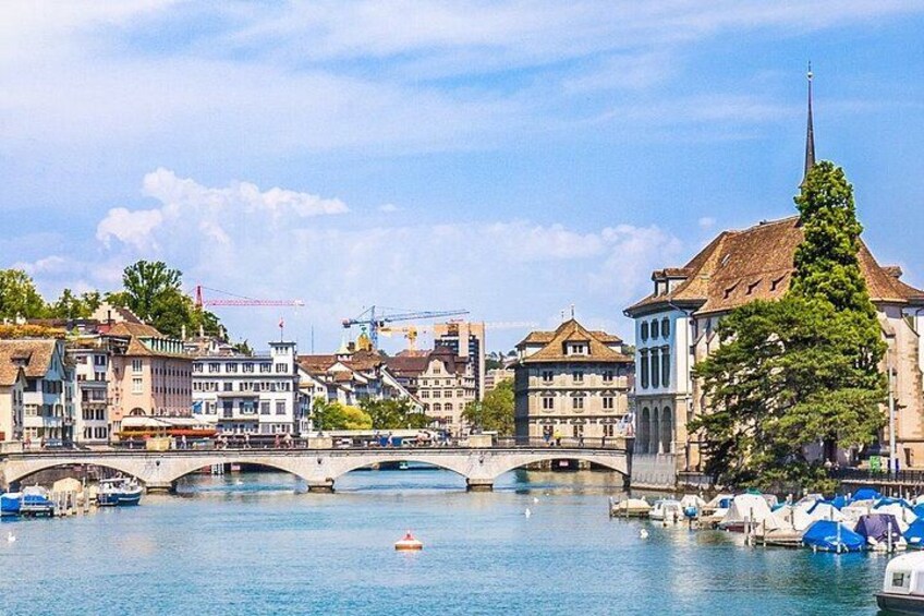 Zurich Walking Tour Including a Lake Cruise 2