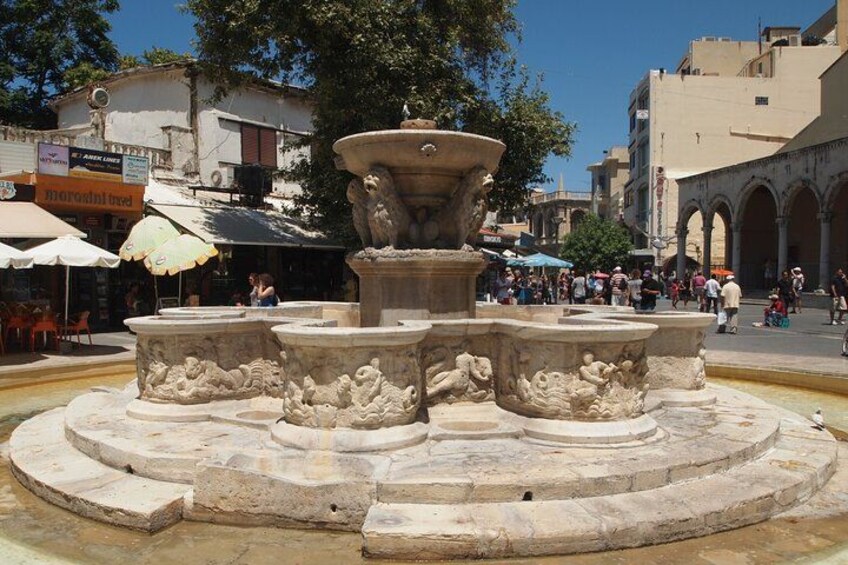 From chania : Knossos Palace & Archeological Museum Tour 2