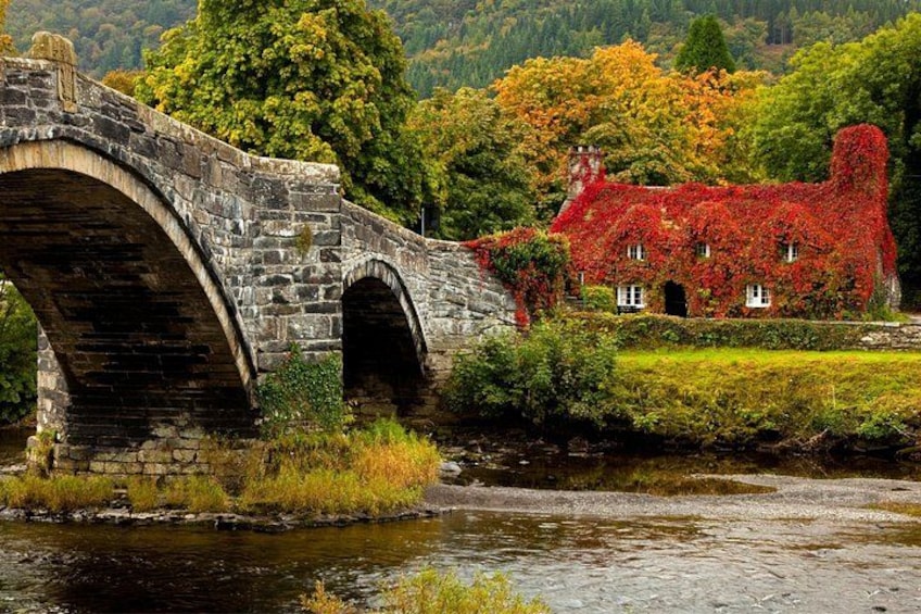 Enjoy the stunning landscape of the National Park 2