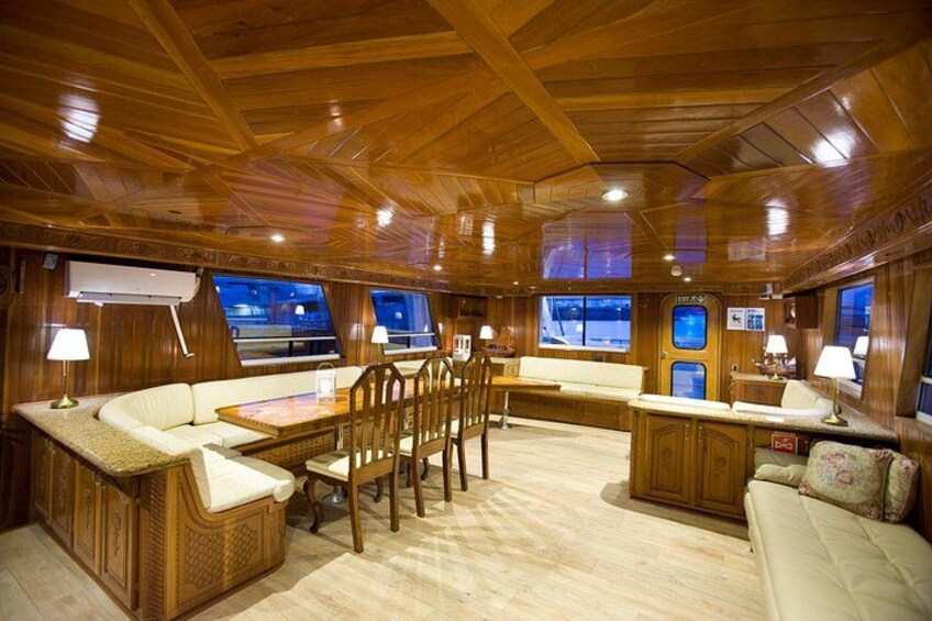 Whale Watching Cruise on a Yacht in Reykjavik 3