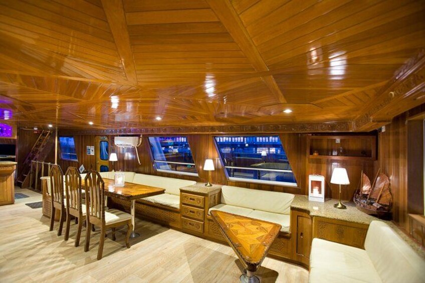 Whale Watching Cruise on a Yacht in Reykjavik 3