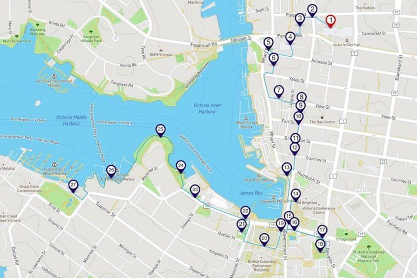 Une carte avec des repères numérotés indiquant les différents lieux, le port de Victoria et les rues environnantes. 1