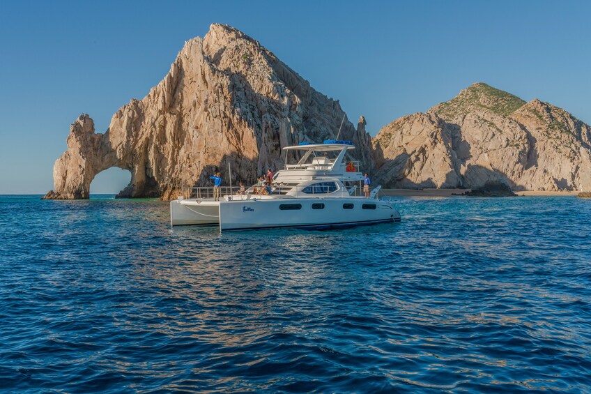 Luxury 2 Bay Snorkel Adventure with lunch and open bar 1