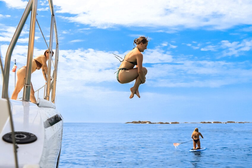 Half day Luxury catamaran Snorkel Adventure with lunch and open bar 4