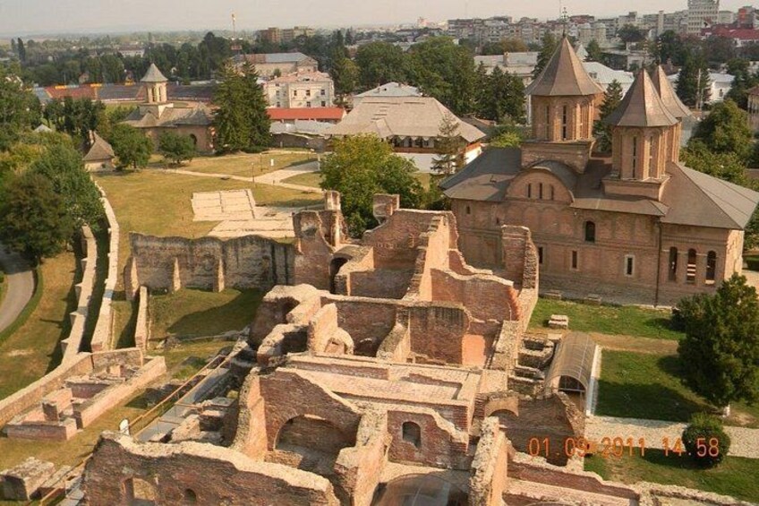 The Royal Court of Târgoviște 3