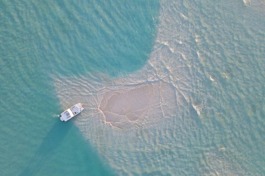 Group Reef, Beach and Sandbar Tour from Providenciales 3