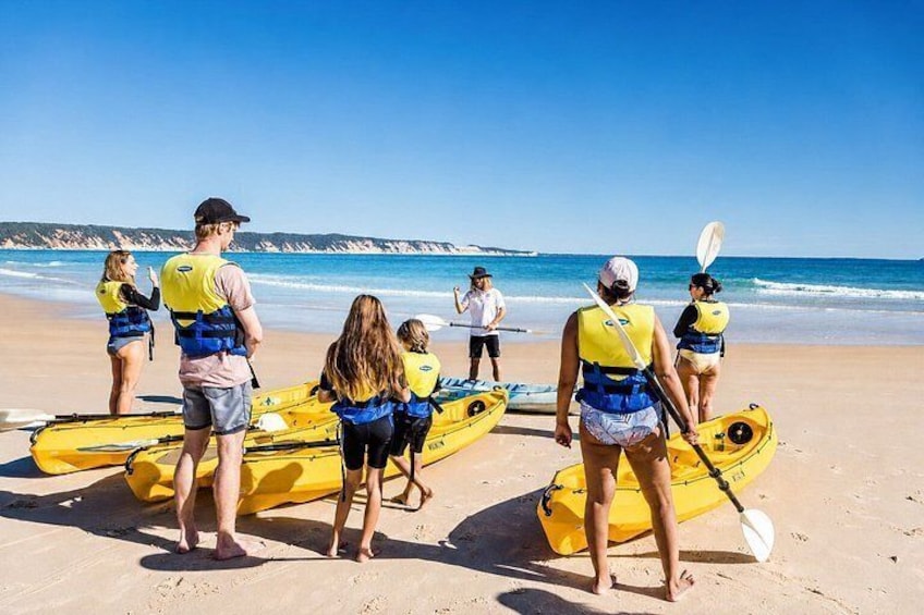 Rainbow Beach: Dolphin & Wildlife Ocean Kayak & Beach 4WD Tour 2