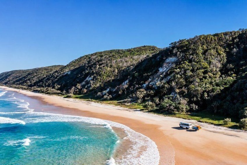 Rainbow Beach: Play & Explore, Great Beach Drive 4X4 Adventure 1
