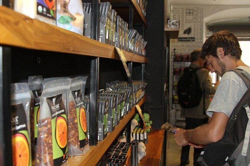 Private Tour in Quito with market, cable car, Guayasamín museum and chocolate tasting 2