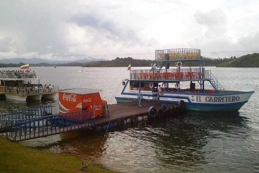 reservoir boat ride 3