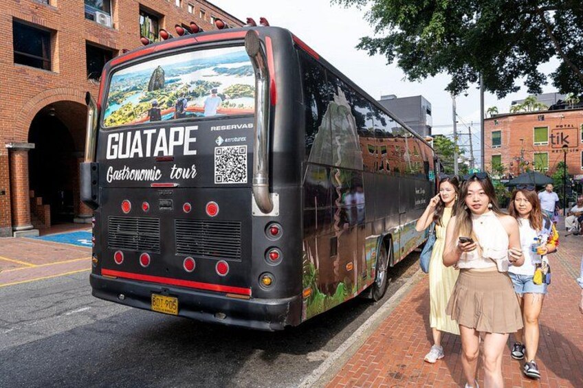 Theme bus 2