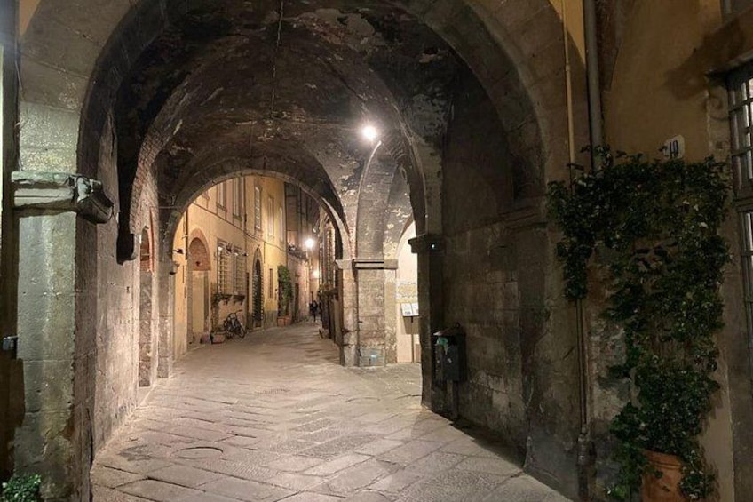 Lucca by night 3