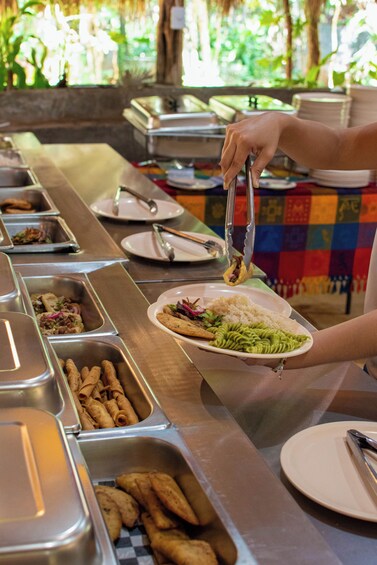 Chichén Itzá, Cenote Xunáan & Valladolid with Traditional Lunch Buffet