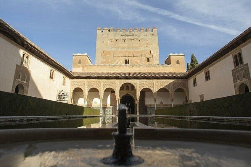 Guided Walking Tour of the Alhambra in Granada 4