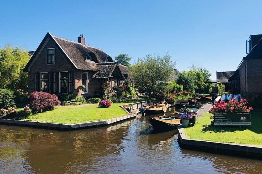 Giethoorn, Afsluitdijk, Zaanse Schans Day Tour Incl Hotel Pick Up 2