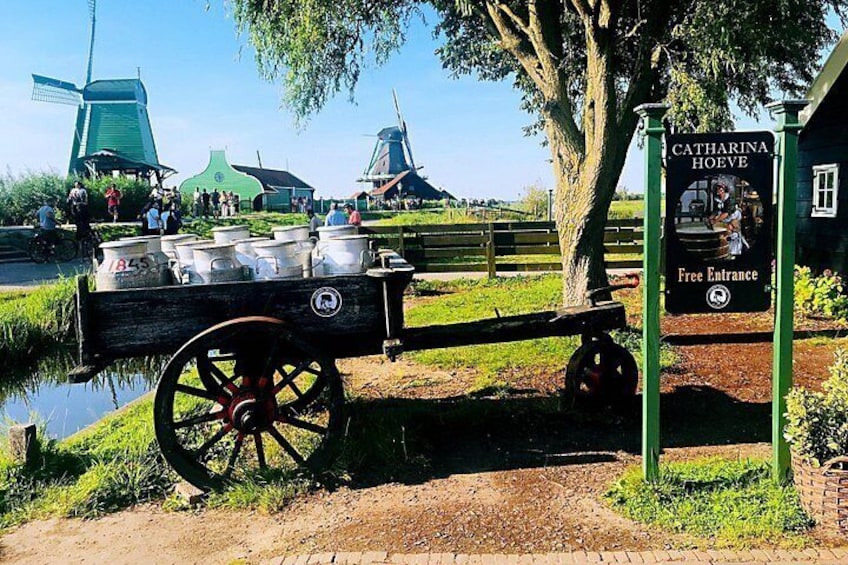 Giethoorn, Afsluitdijk, Zaanse Schans Day Tour Incl Hotel Pick Up 2
