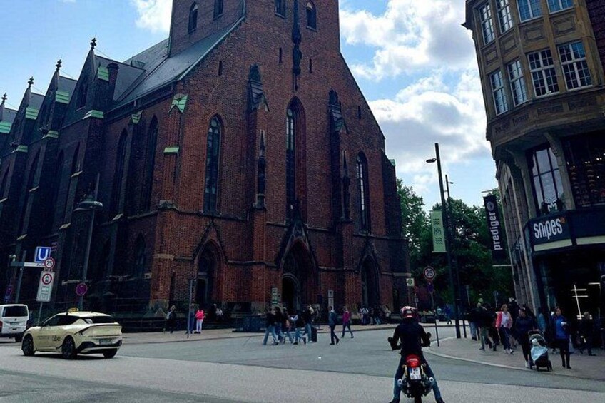 Hhttps://media-cdn.tripadvisor.com/media/attractions-splice-spp - 720x480/0b/20/30/ec.jpgAMBIGORGO 2