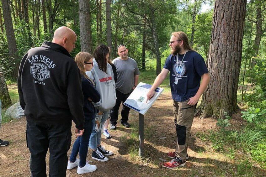 Viking Age at Arkils Tingstad, Vallentuna 1h.