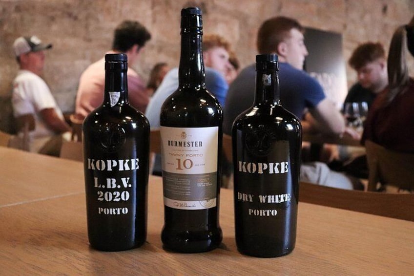 Port Wine Tour | 3 Cellars | 7 Tastings | 12 Participants Maximum 2