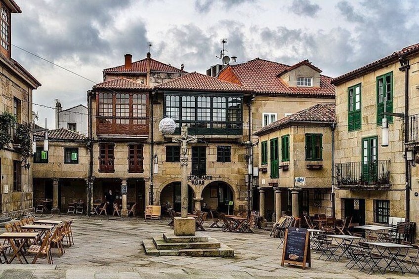 A Leña Square