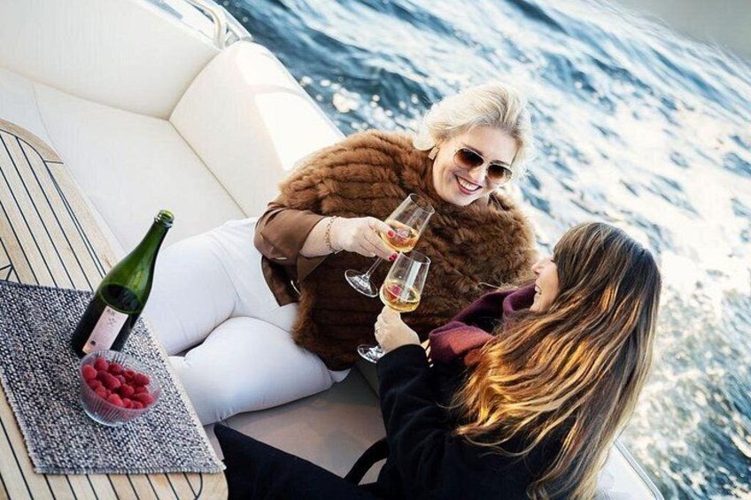 Private cruise Bergen - Bekkjarvik / Mirabelle 3