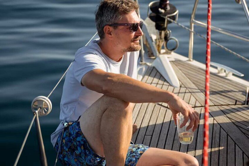 Sailing Adventure: Sailing, Dolphins and Relaxation with Drinks 2