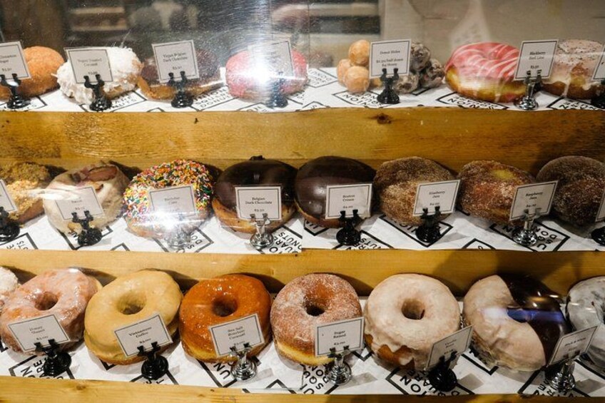 Boston Sweet Treats Food Tour: Fresh Donuts, Cider & Much More 4