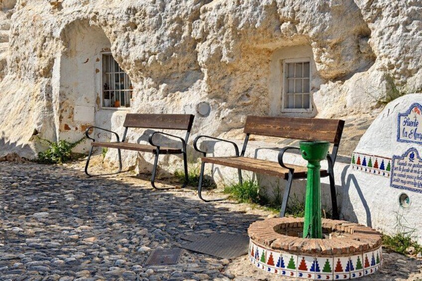 Private tour: 4 cultures, Granada in depth 2