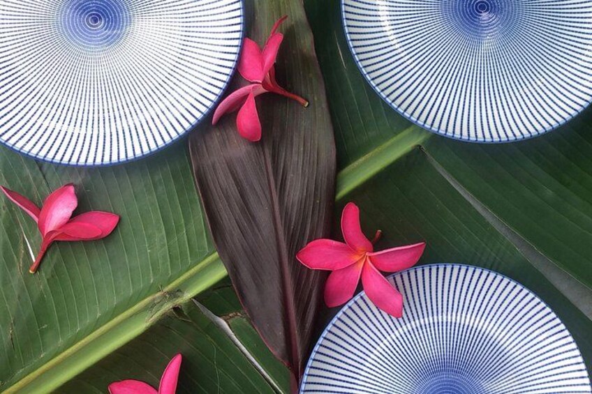 A tropical table. 4