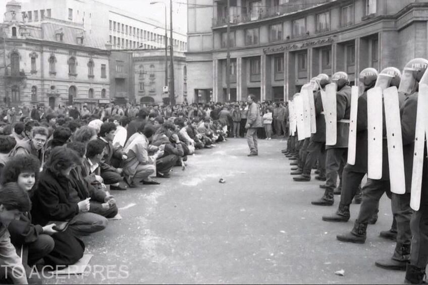 The Execution of Nicolae Ceauşescu, the end of communism 5