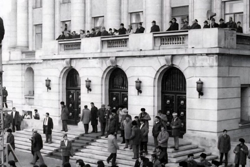 The Execution of Nicolae Ceauşescu, the end of communism 5