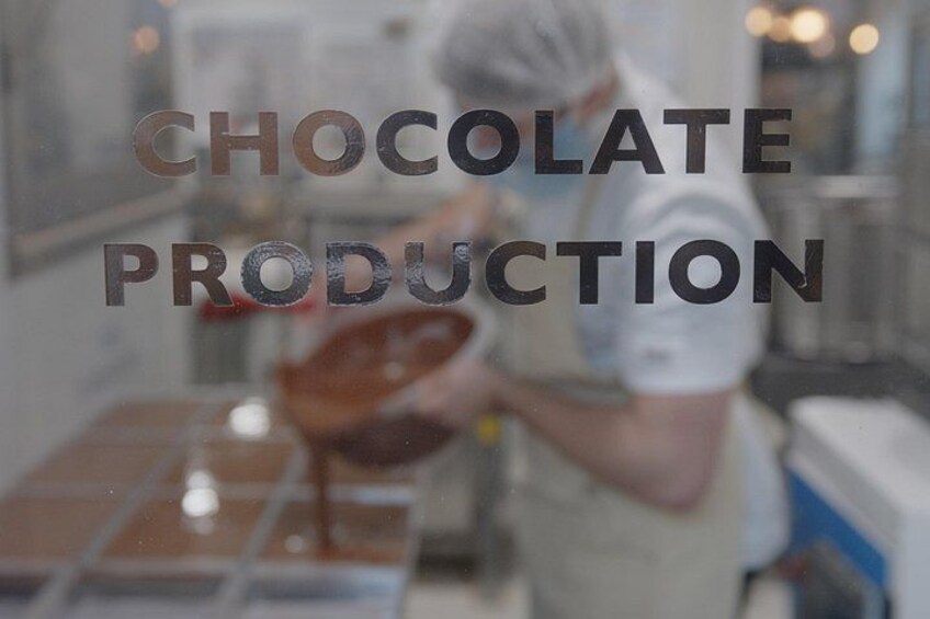 See our chocolate makers crafting our chocolate with our fully transparent production facility 5