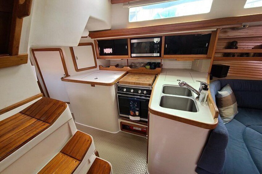 2-Hour Private Sailing Experience in San Diego Bay 4