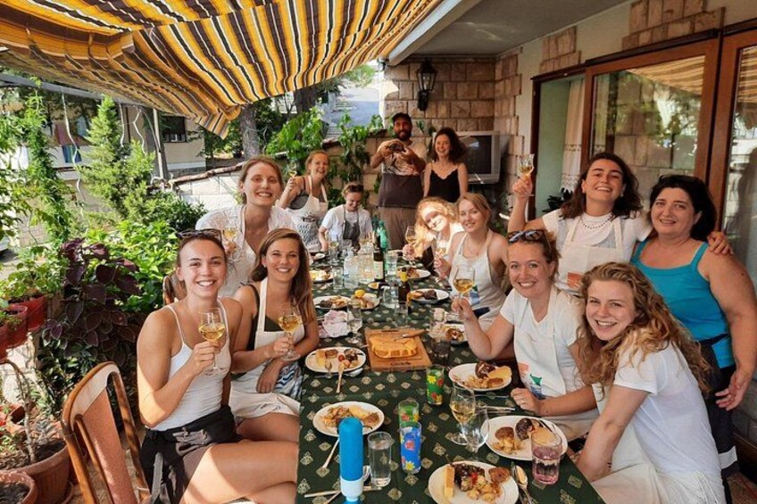 Dutch student's group and lovely cooking class 1