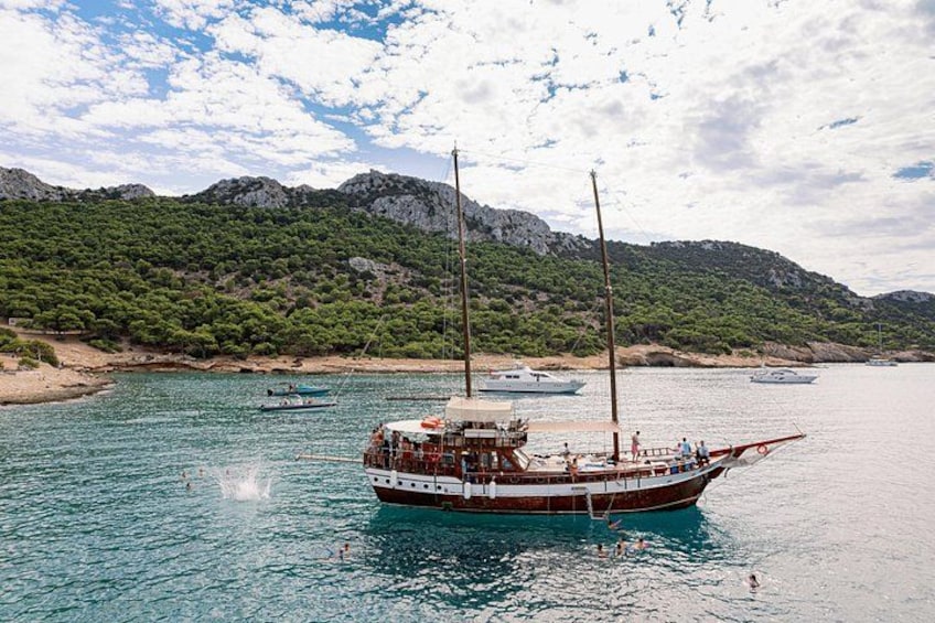 Athens: All Day Cruise to Agistri Moni Aegina with Lunch & Drinks 2