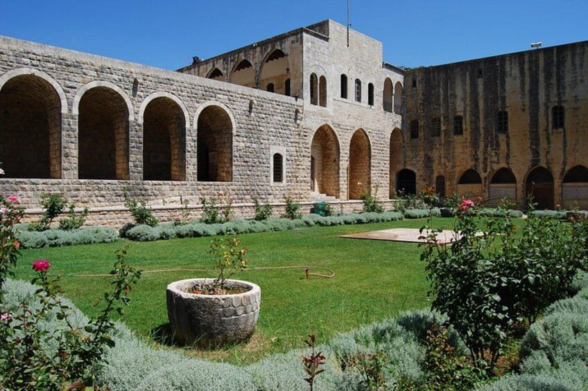 Deir el Qamar - Beiteddine Palace - Chouf Cedars From Beirut 2
