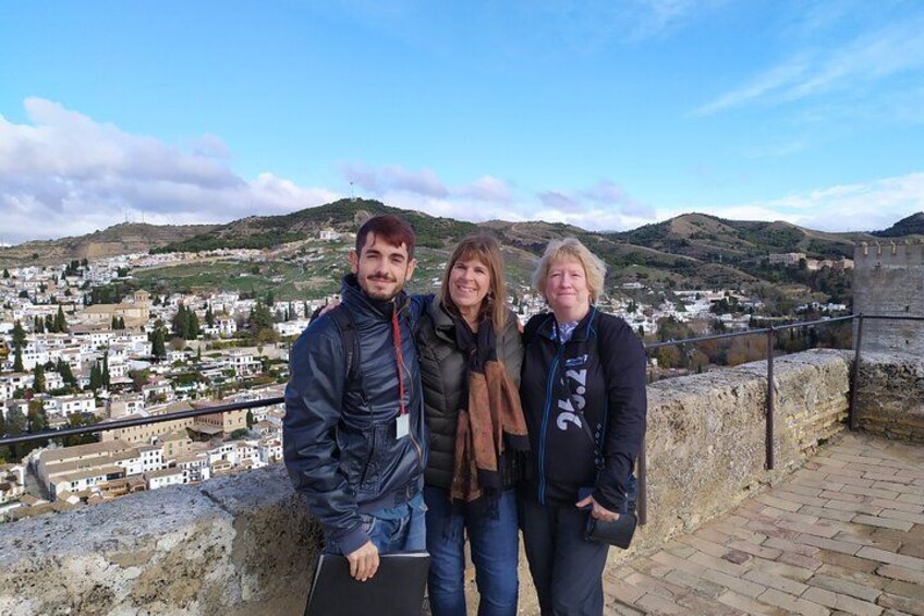 Skip The line Alhambra and Nasrid Palaces Private Tour 2